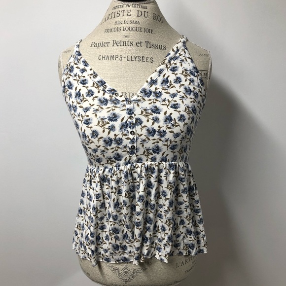 American Eagle Outfitters Tops - Soft and Sexy tank!